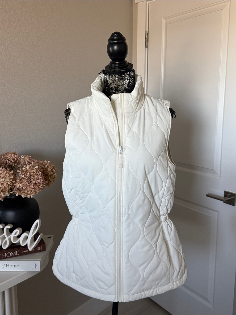 Lands' End White Quilted Stand-Collar Women's Vest